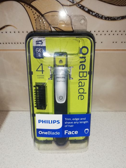 Тример Philips OneBlade 4
