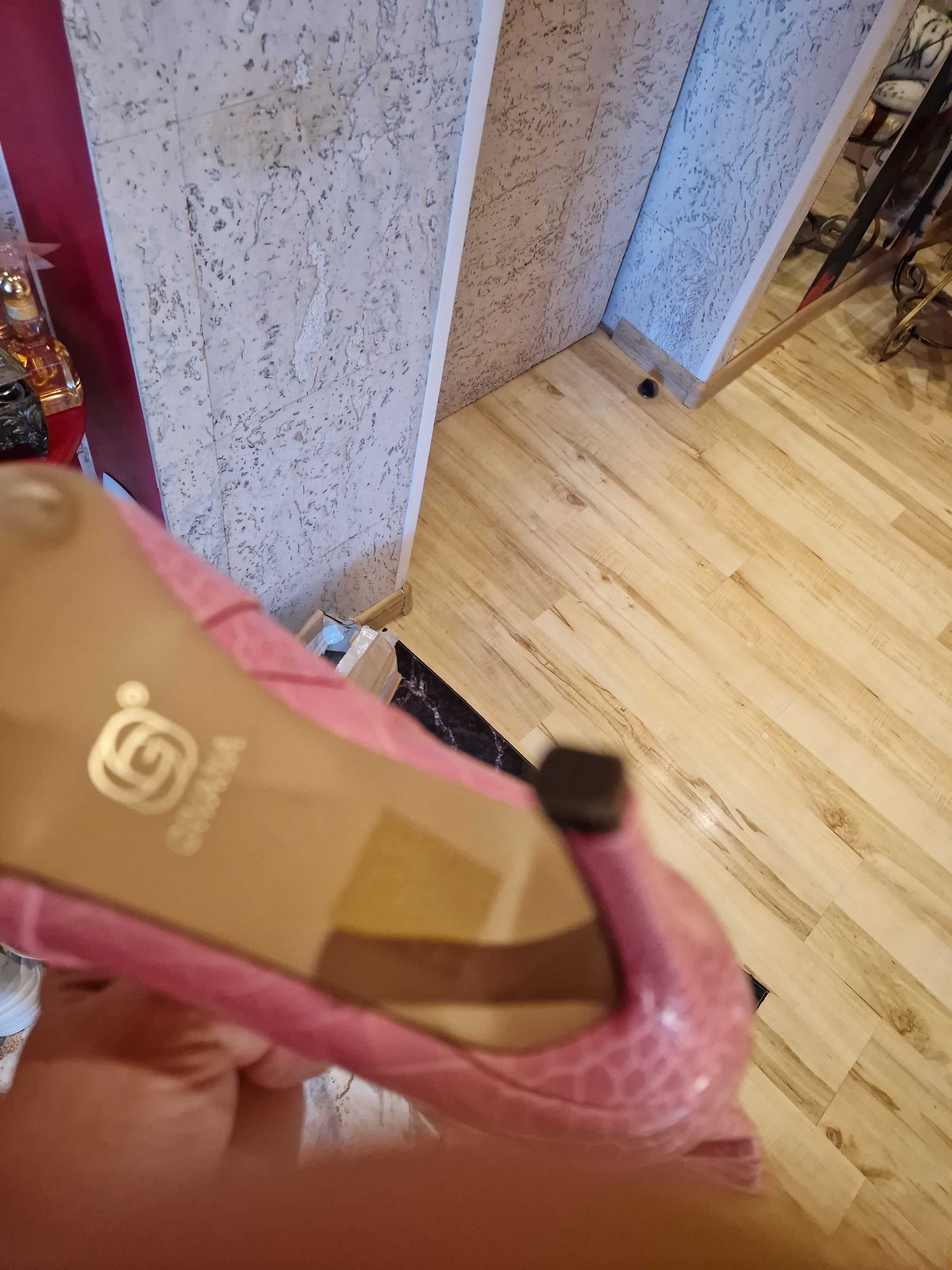 Kozaki  damskie  szpilki  różowe  38 nowe