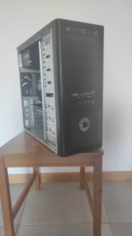 Torre Pc gamer completa