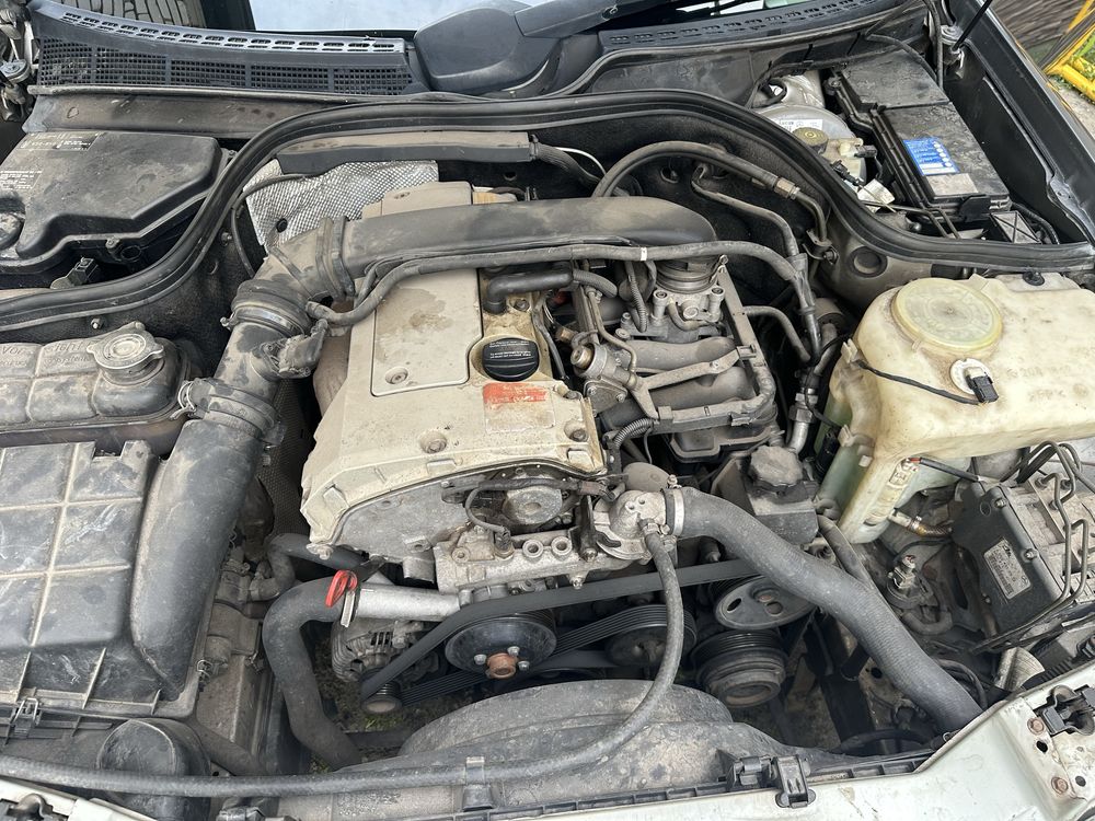 Mersedes clk w208