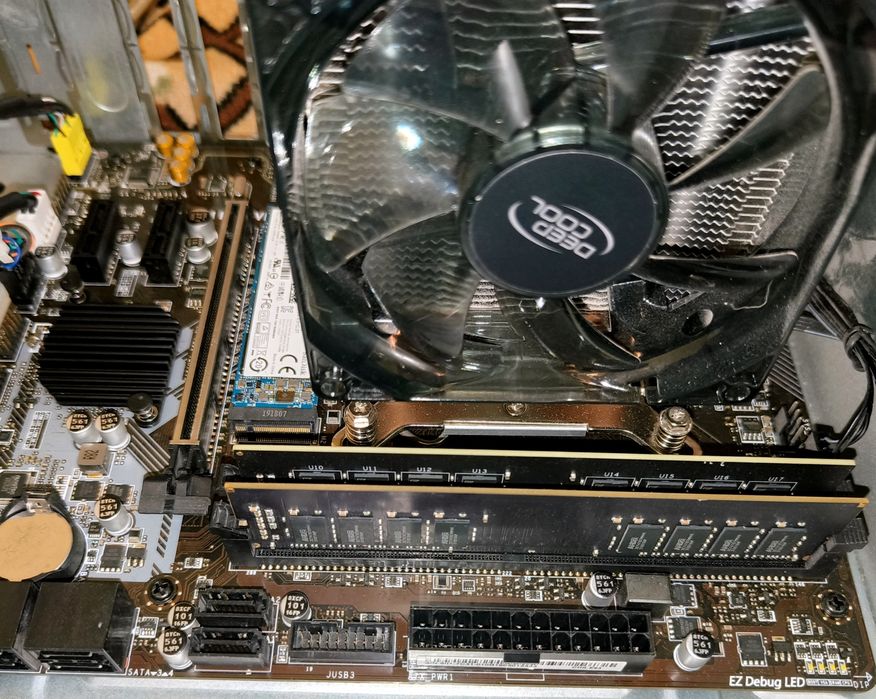 Потужний комплект i7-9700KF box\DDR4-16GB\B365M PRO-VH\GAMMAXX C40