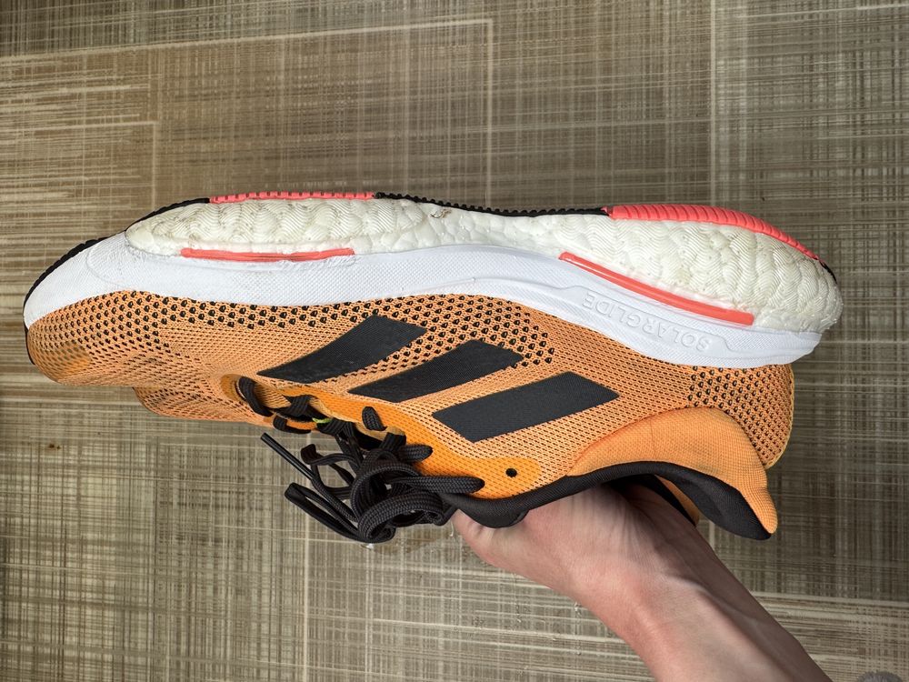 Кросівки для бігу Adidas SOLARGLIDE 5