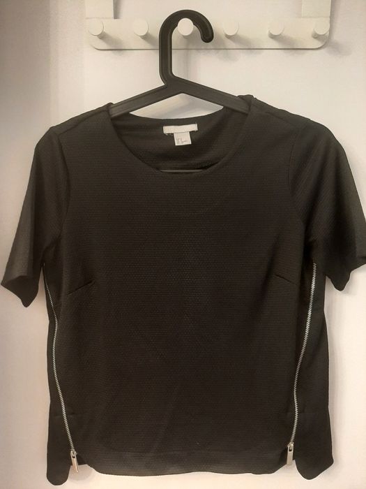 Czarna bluzka z zamkami H&M r. S