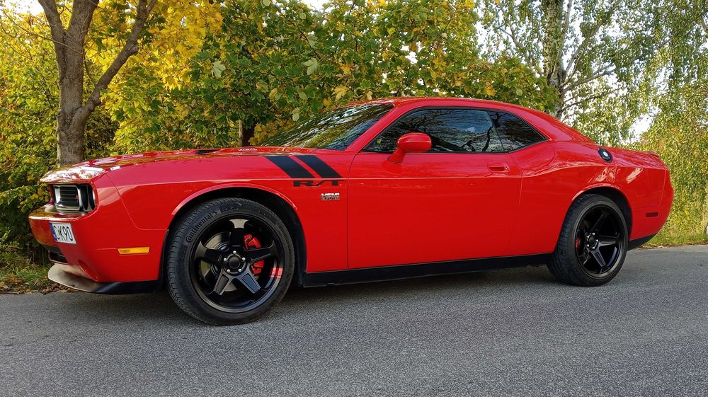 Dodge CHALLENGER R/T 5,7 V8 HEMI manual Zamiana