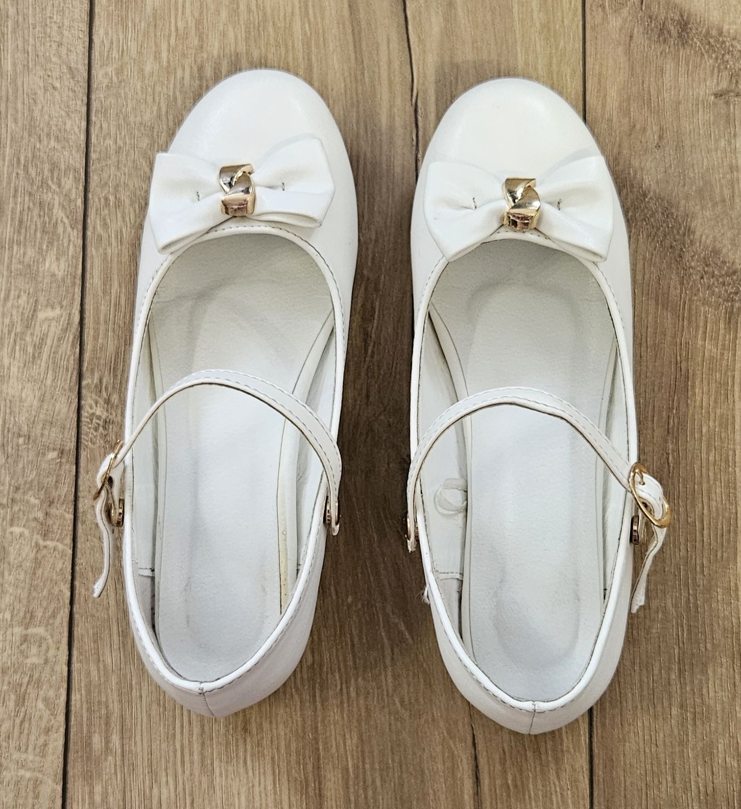 Buty Komunijne Balerina rozmiar 35 Komunia 22cm Nelli Blu Wizytowe CCC