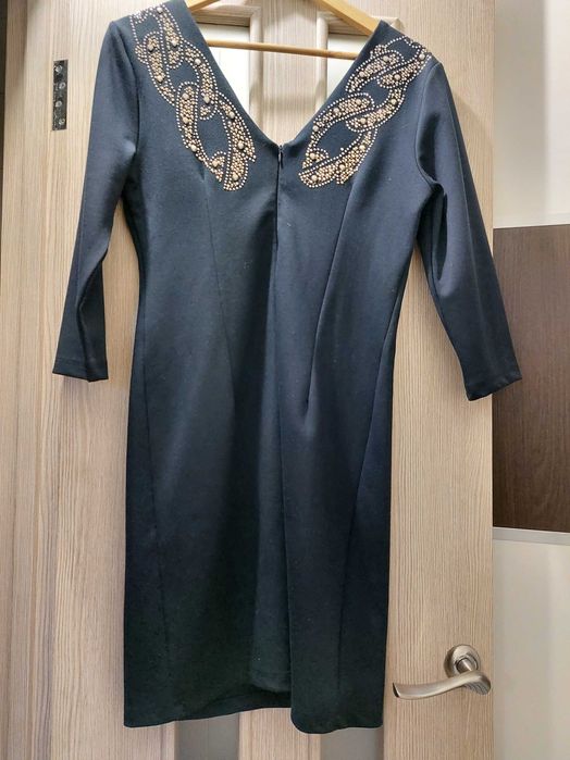 Чорне плаття 42 розмір