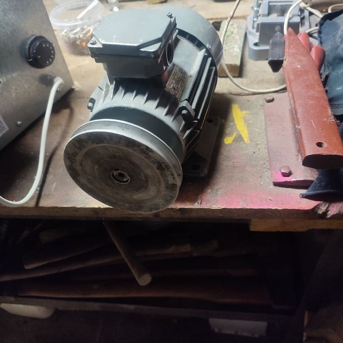 Silnik elektryczny 1.5 kw