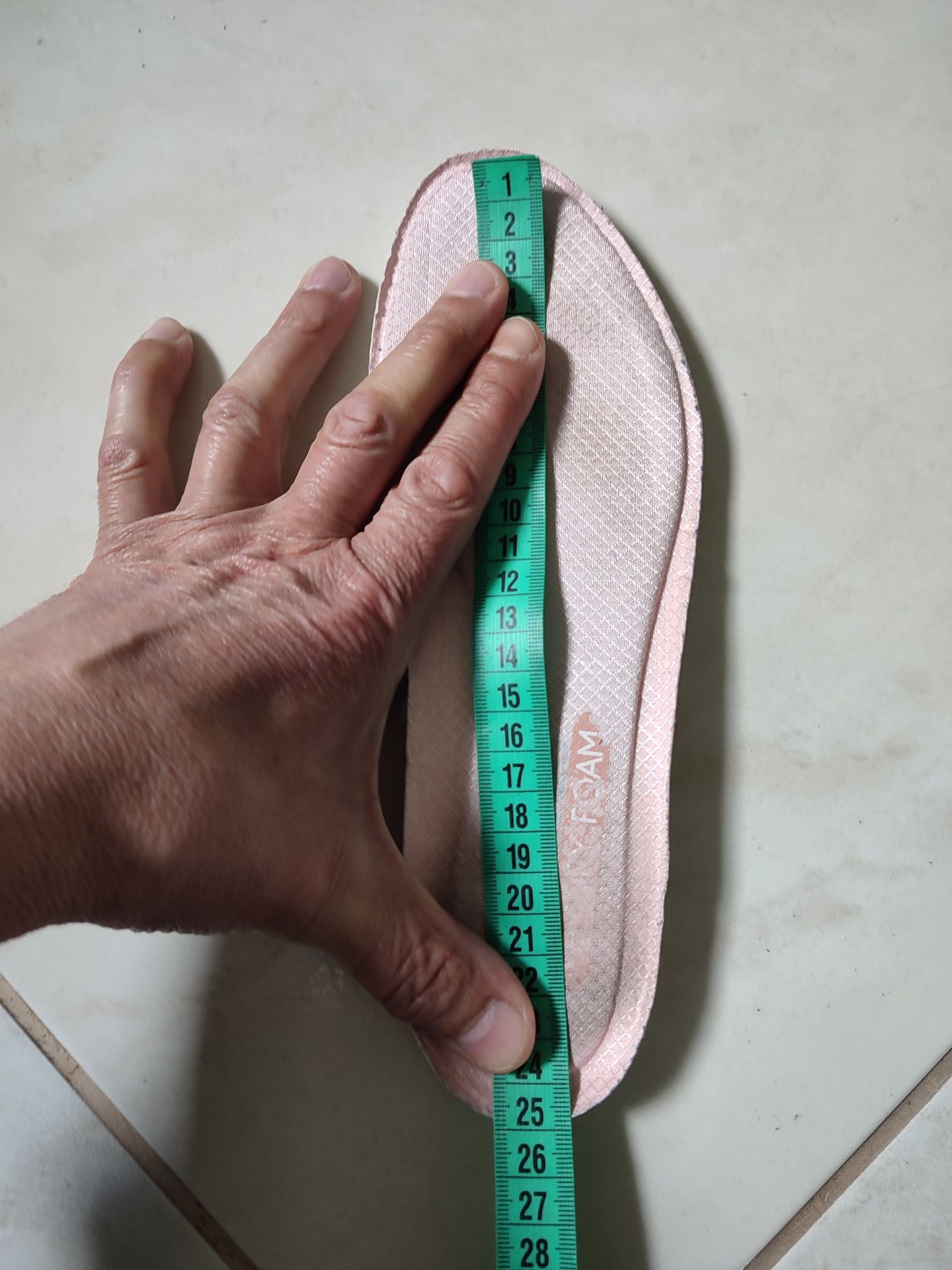 Жіночі сліпони, кросівки Skechers Ultra Flex - Gracious Touch Slip-On