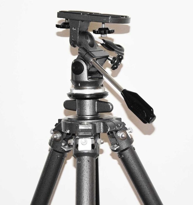 Tripé Profissional Gitzo R3+ Foto Cinema Astronomia sobe 3 metros