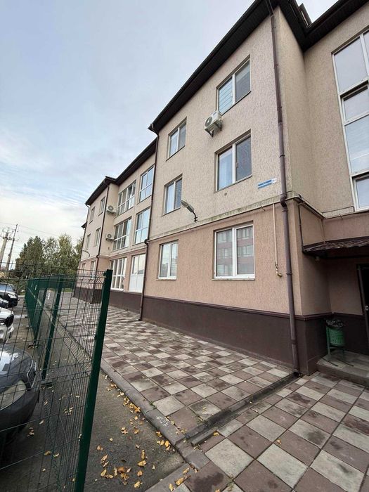 Святопетрівське 2 кім квартира з меблі техніка Сертифікат розглянемо