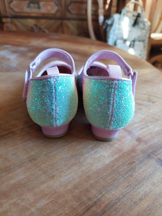 Sapatos salto alto Princesas  Disney H&M