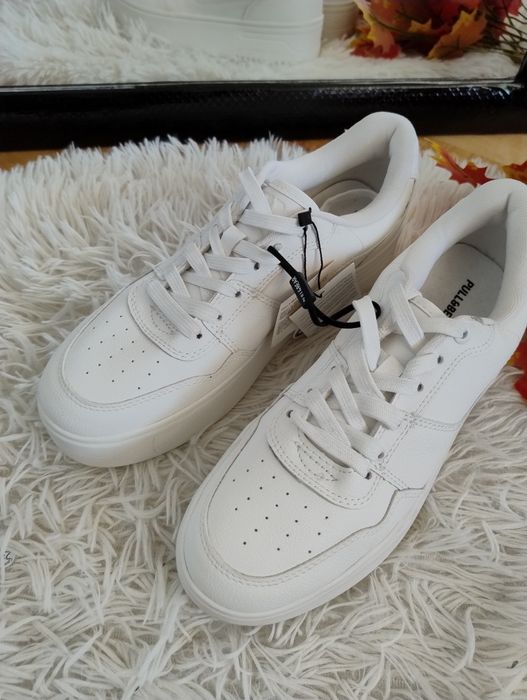 Nowe damskie białe sneakersy Pull&Bear roz 38