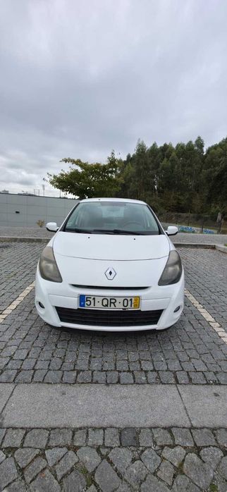 OPORTUNIDADE !!!  Clio III - 2011.