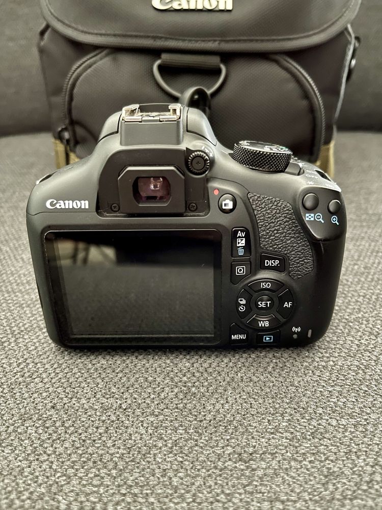 Canon EOS 1300D c bolsa e acessórios