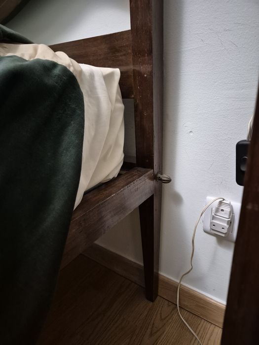 Cama de casal D. Maria embutidos florais