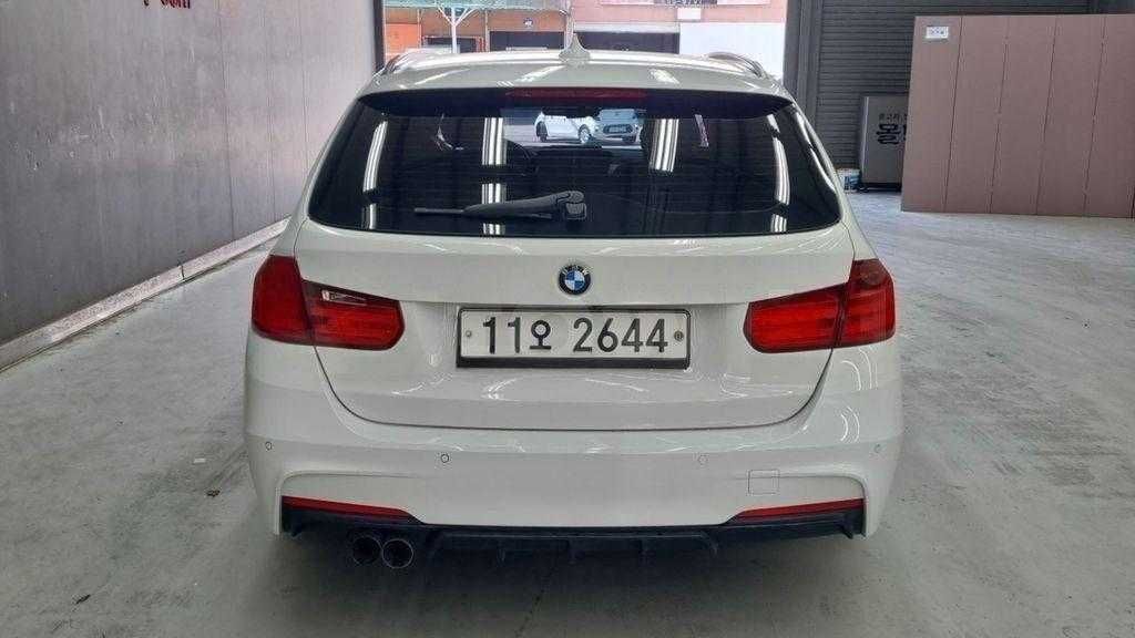 BMW 3 Series (F30) 320d Touring M Performance Edition