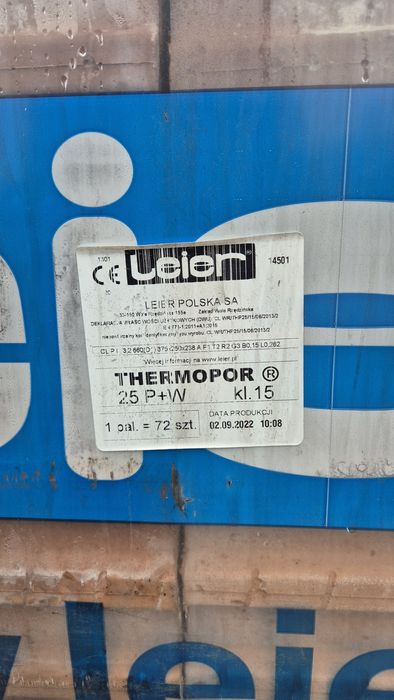 Pustaki  Leier  25 P+W