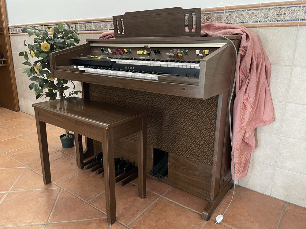 Orgão Litúrgico YAMAHA Electone
