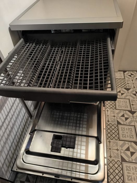 Zmywarka Whirlpool  power clean 60 cm