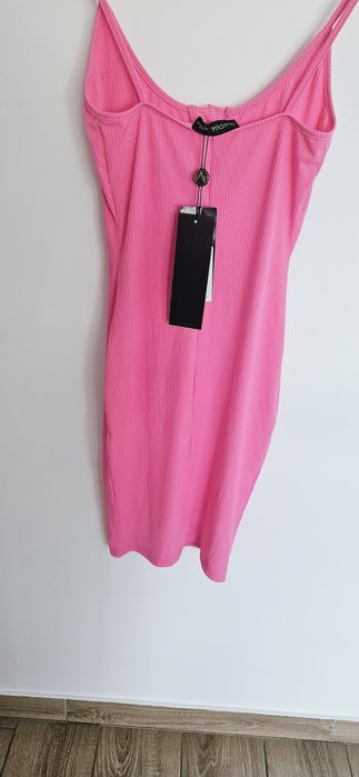 Sukienka letnia różowa