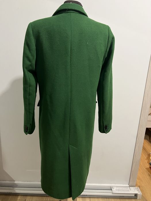 Пальто зелене Stradivarius  . Утеплене . Розмір М