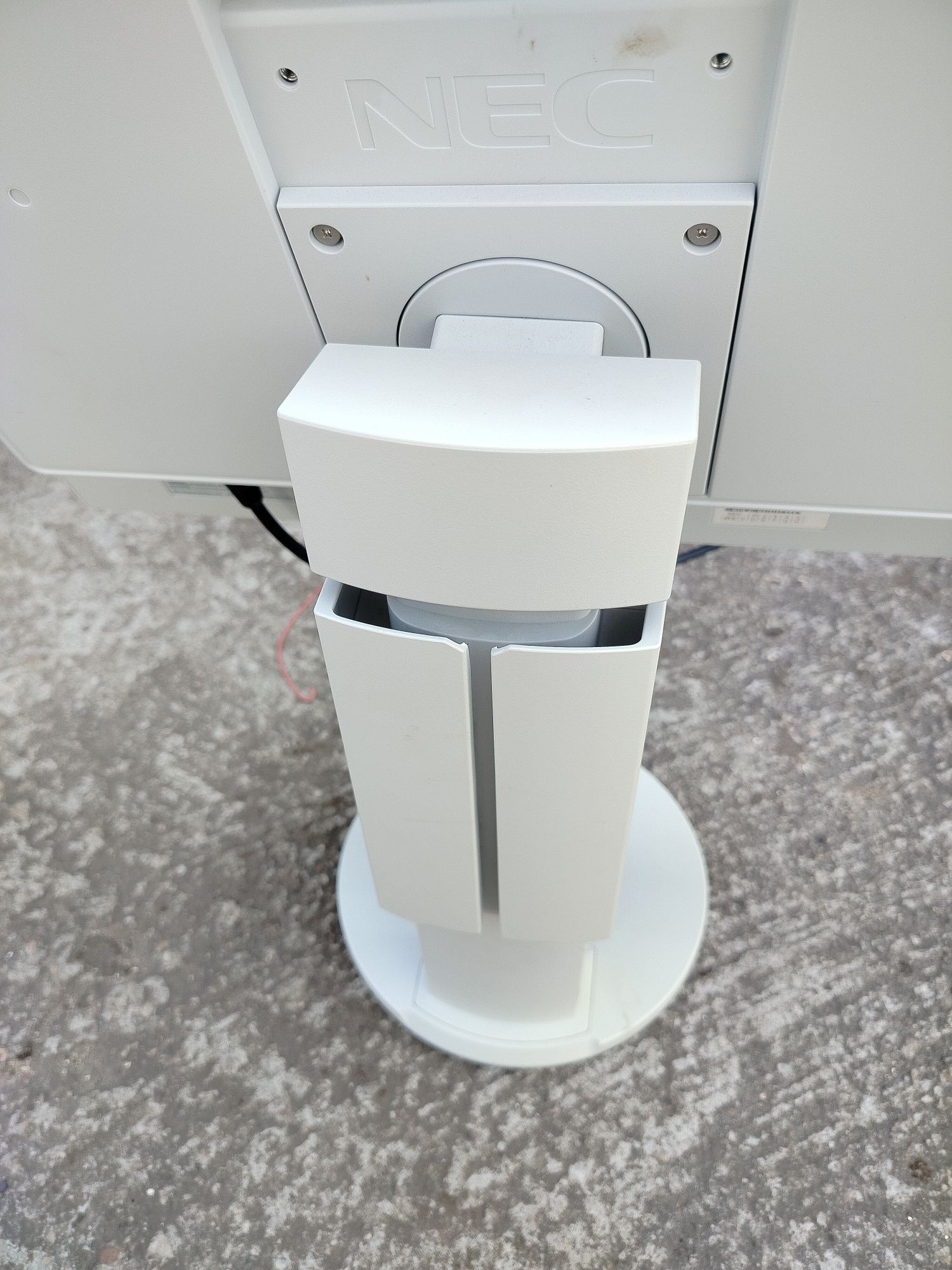 Monitory NEC i Eizo