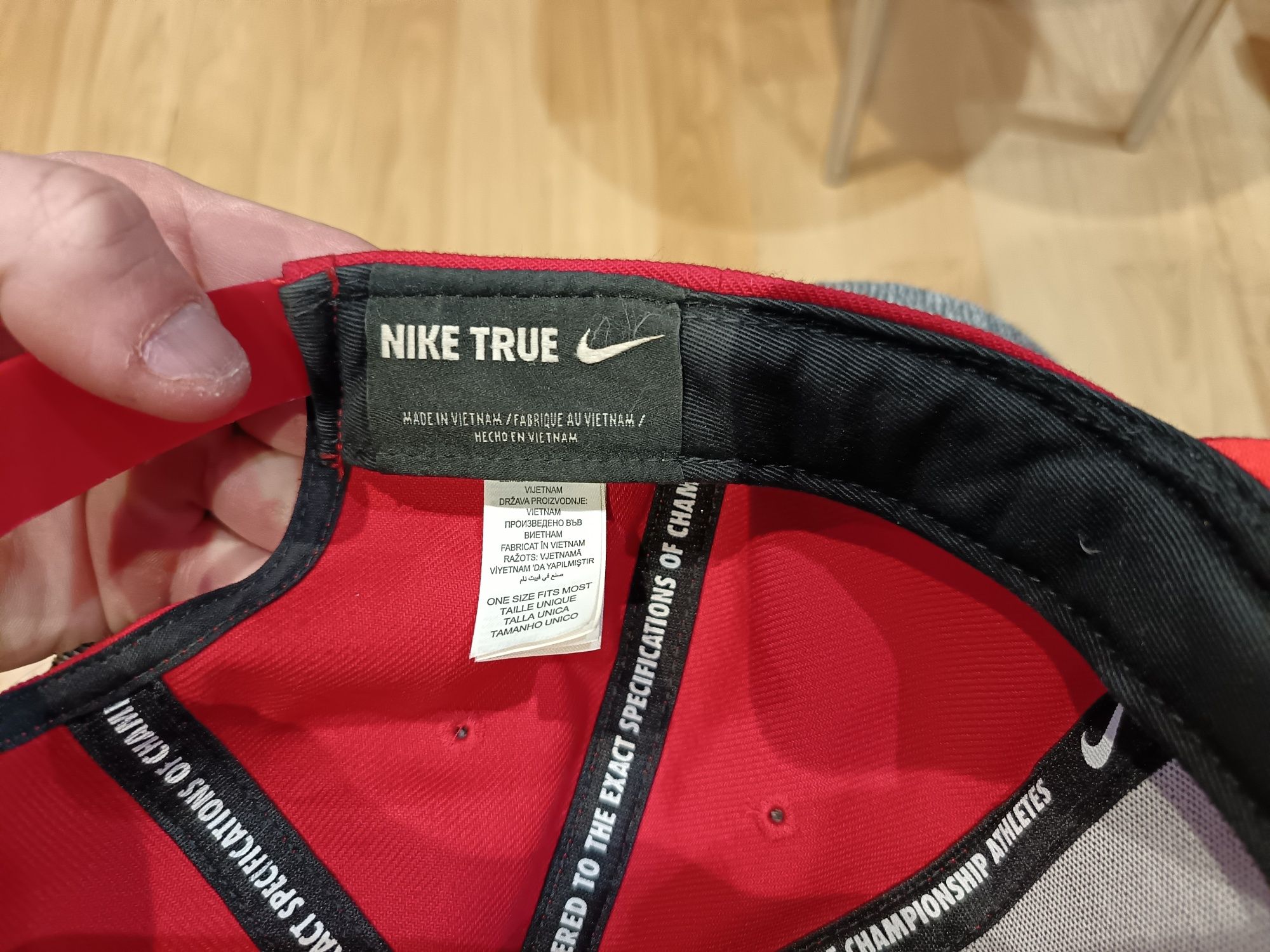 Nike оригинальная кепка