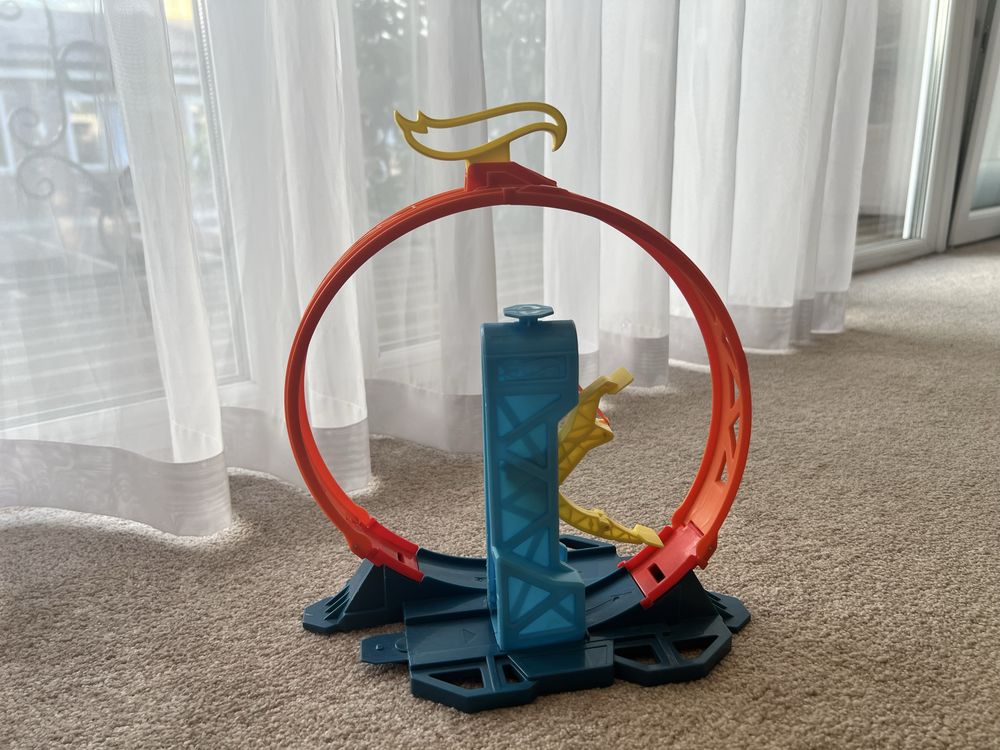 Hotwheels набір треки гірки автомийка