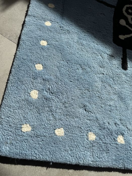 Dywan welniany blekitny