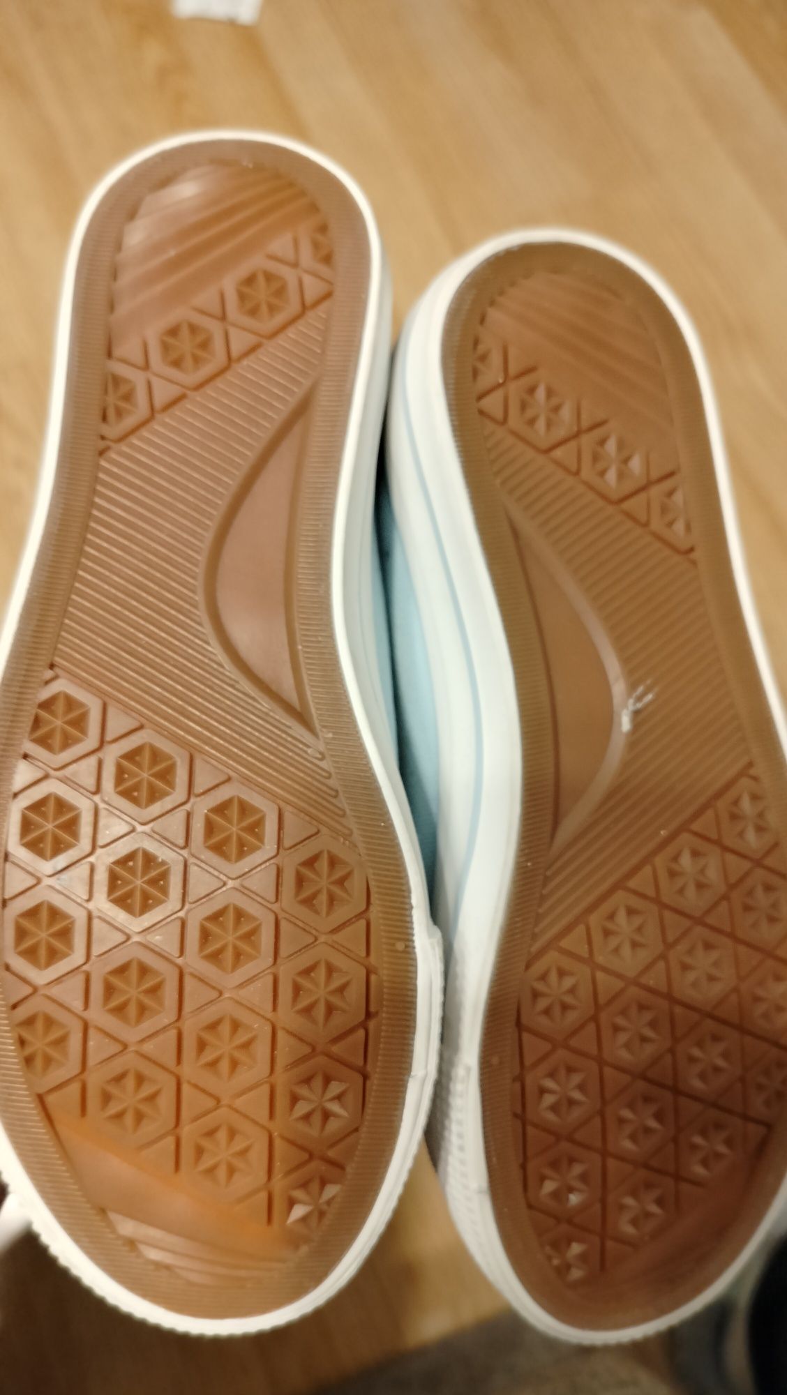 NOWE trampki rozmiar 32
