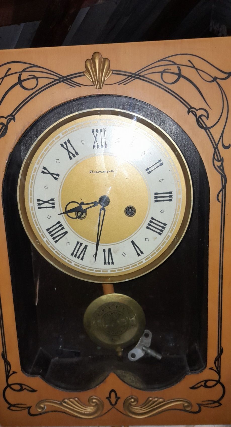 Часы настенные с маятником СССР, раритет