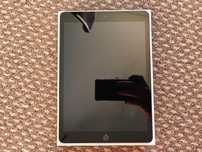 Apple iPad 9. generacji (A2602) / 10,2" / 64 GB / Wi-Fi / Space Gray