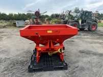 Rozsiewacz Kuhn Rauch ZSA 800