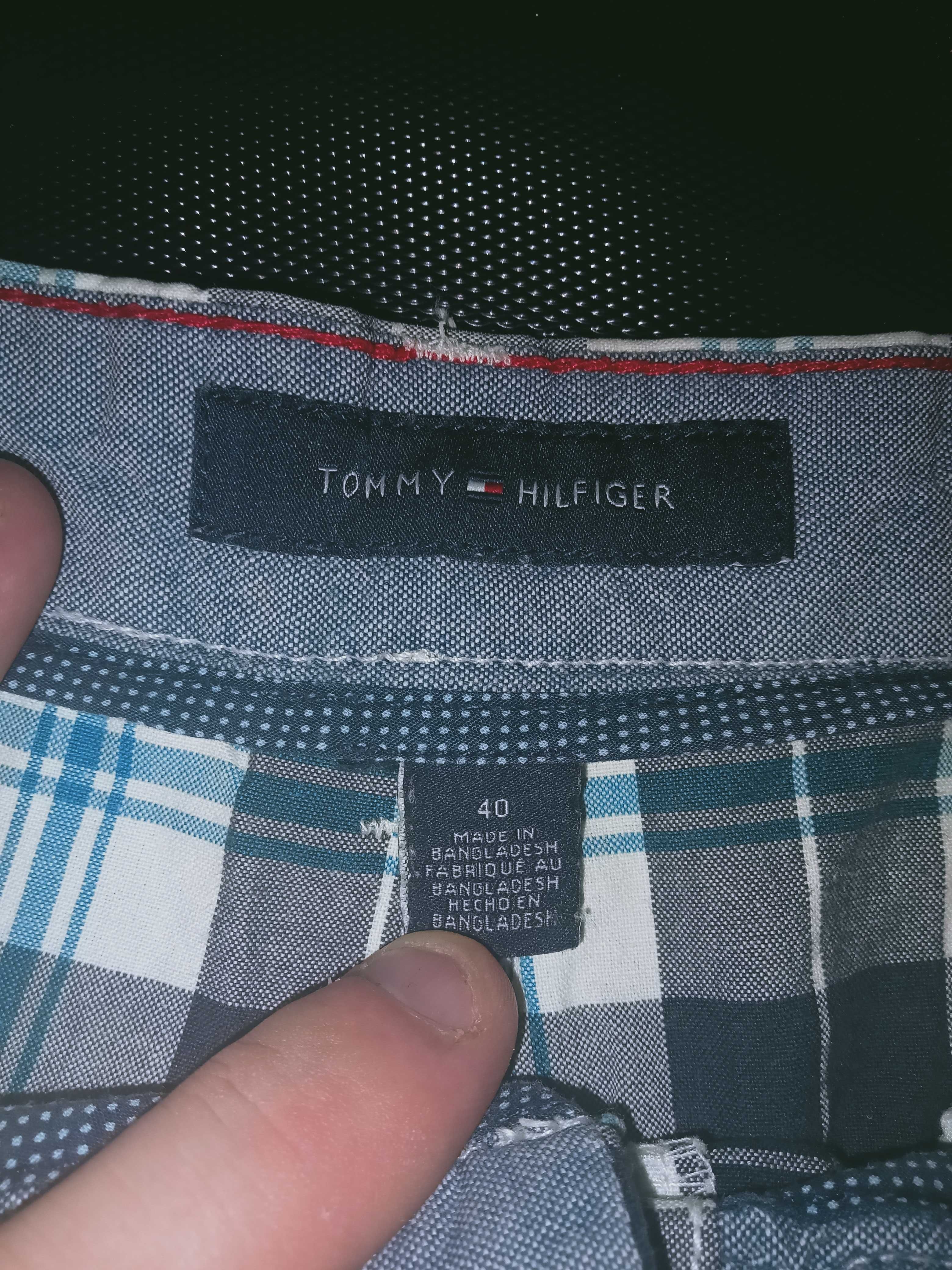 Short Tommy Hilfiger  Tamanho : M