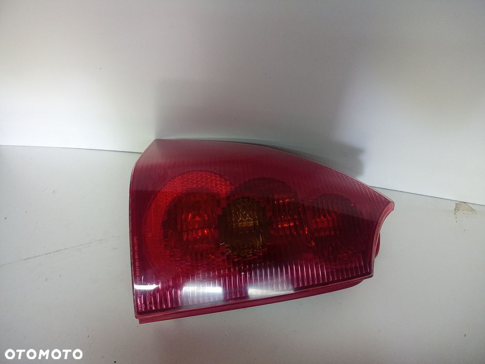 lampa lewy lewa tył peugeot 307 sw kombi