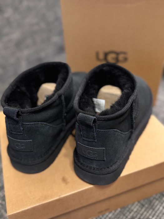 UGG mini 38 розмір(24см) Уггі