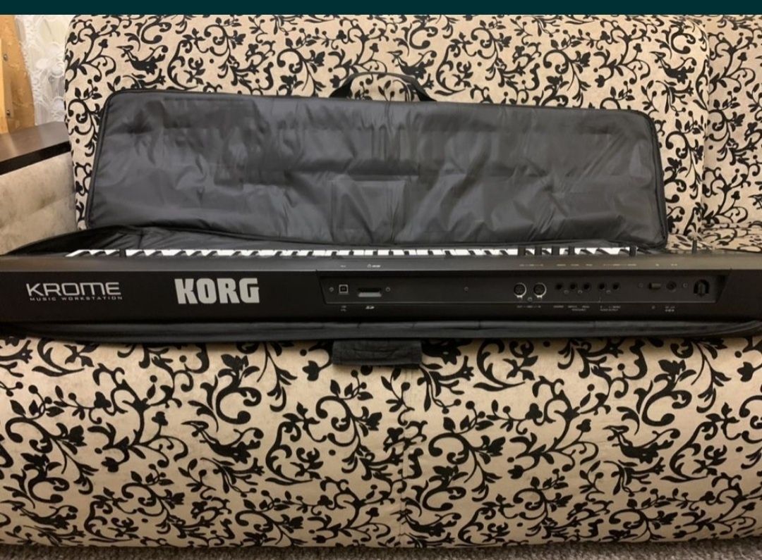 Синтезатор Korg Krome 73