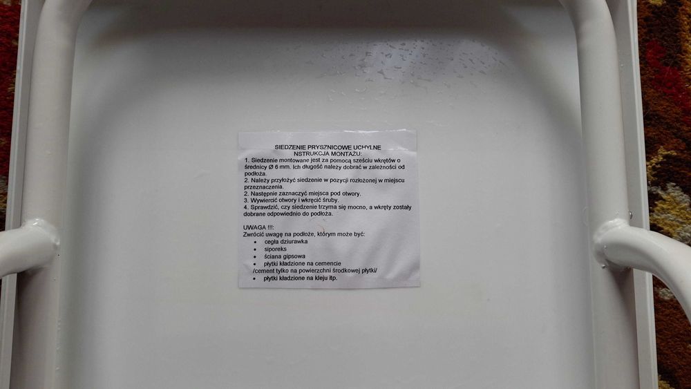 Siedzenie prysznicowe uchylne