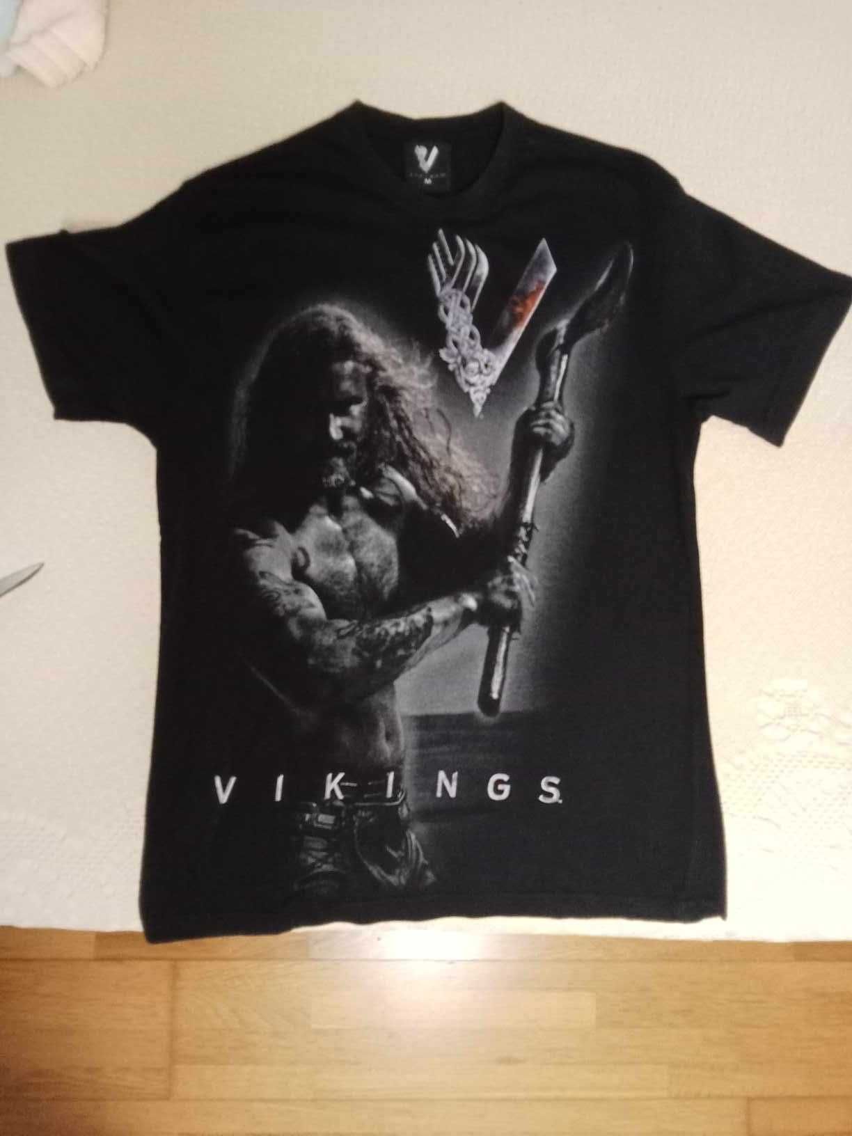 T-shirt Vikings preta