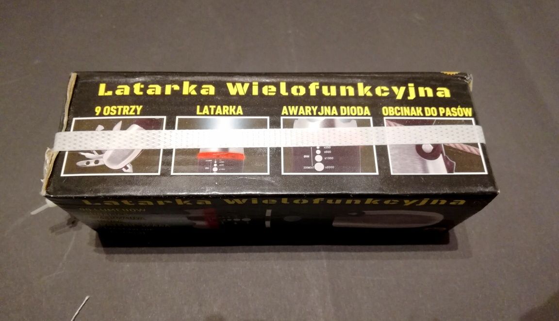 Wielofunkcyjna latarka Led / zestaw bezpieczeństwa