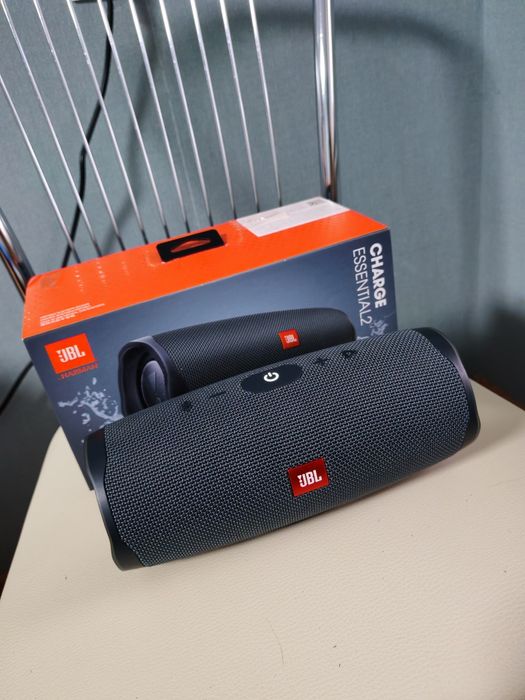 Колонка JBL Charge Essential 2