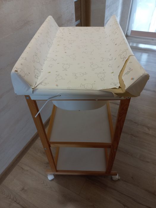 Przewijak/wanienka/regał