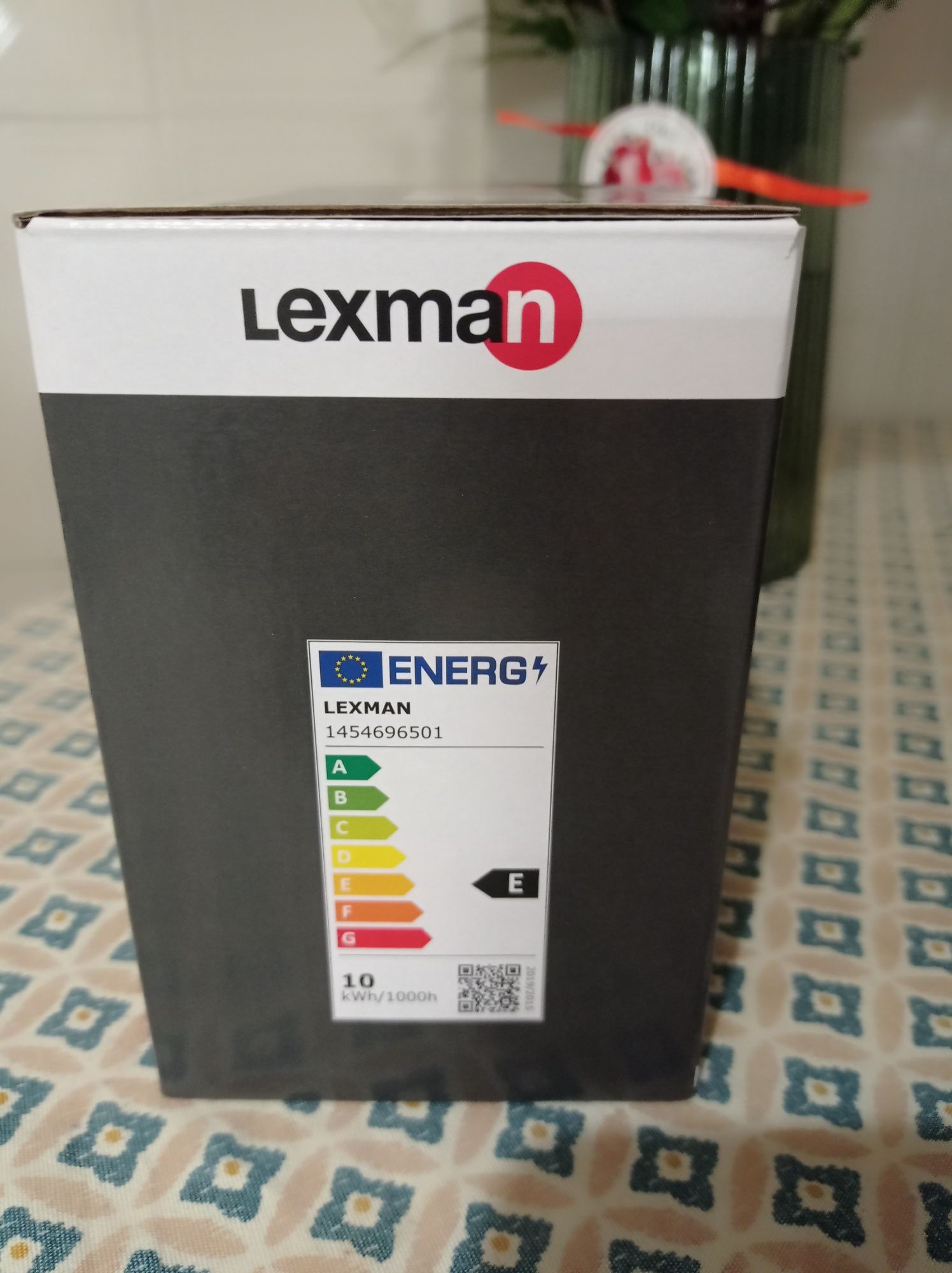 Lâmpada de luz natural com 5 anos de garantia e talão de compra