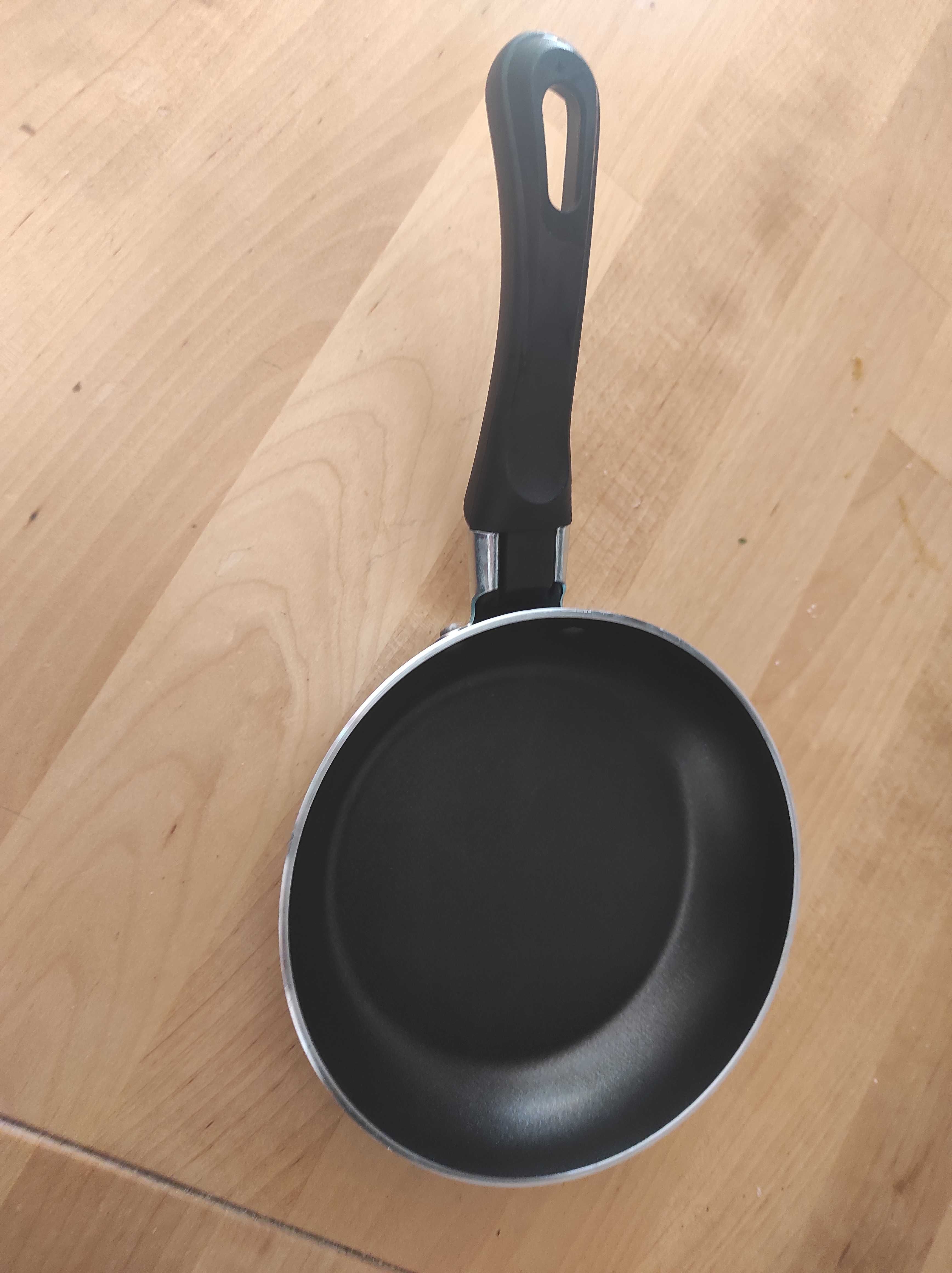 Frigideira para ovos, 14 cm de diâmetro, cor verde azulado