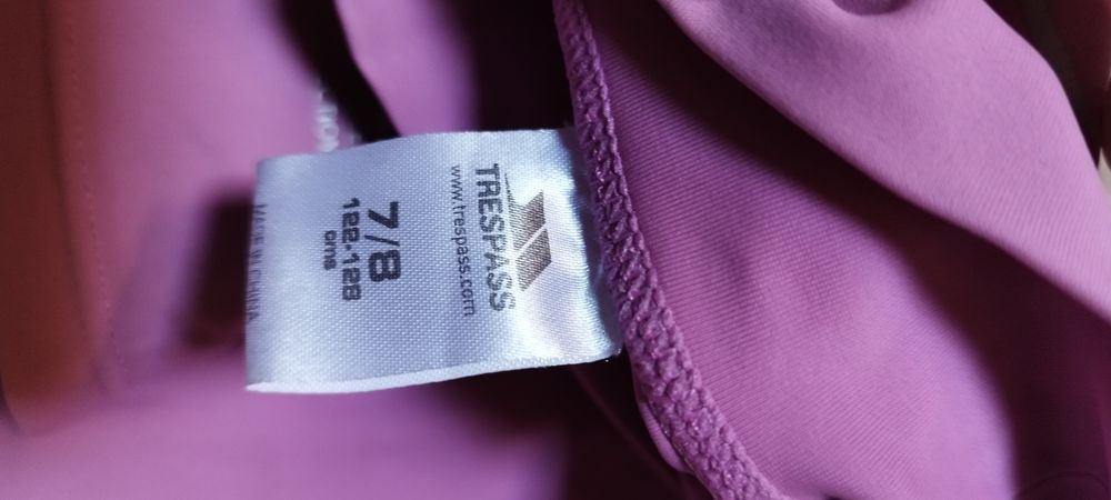 Tresspass top do basenu 122-128