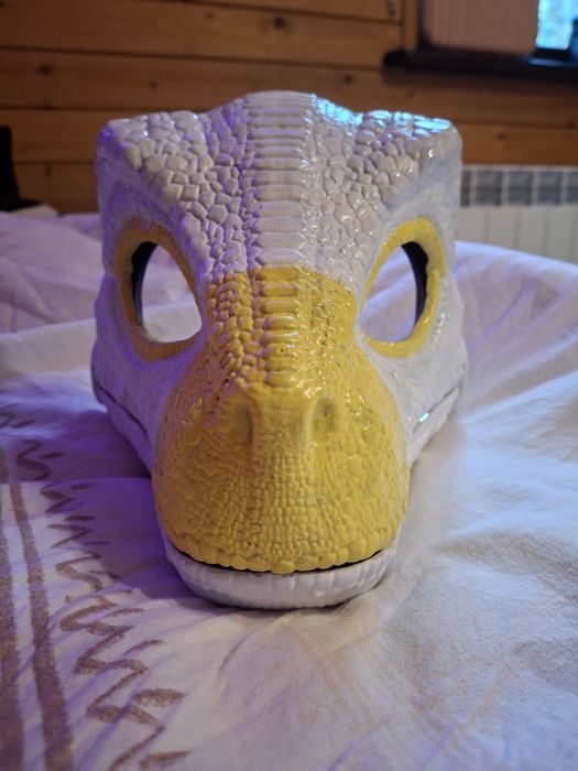 Dino maska z Action