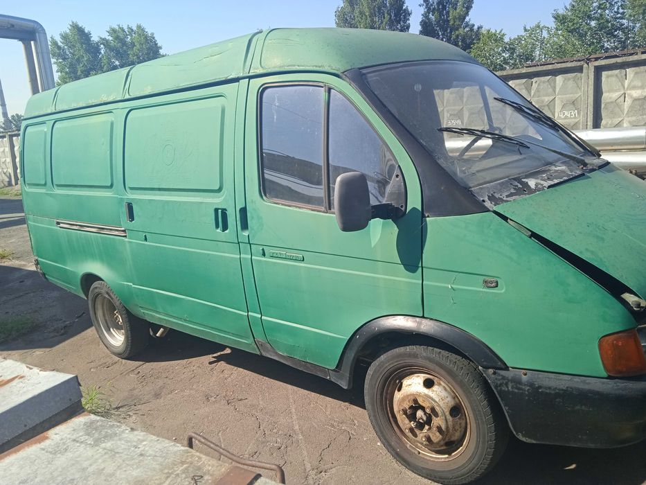 Вантажний фургон автомобіль Газель АА3515НР.