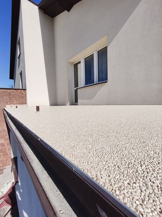 Kamienny dywan, posadzki żywiczne, beton polerowany | KAROB Invest