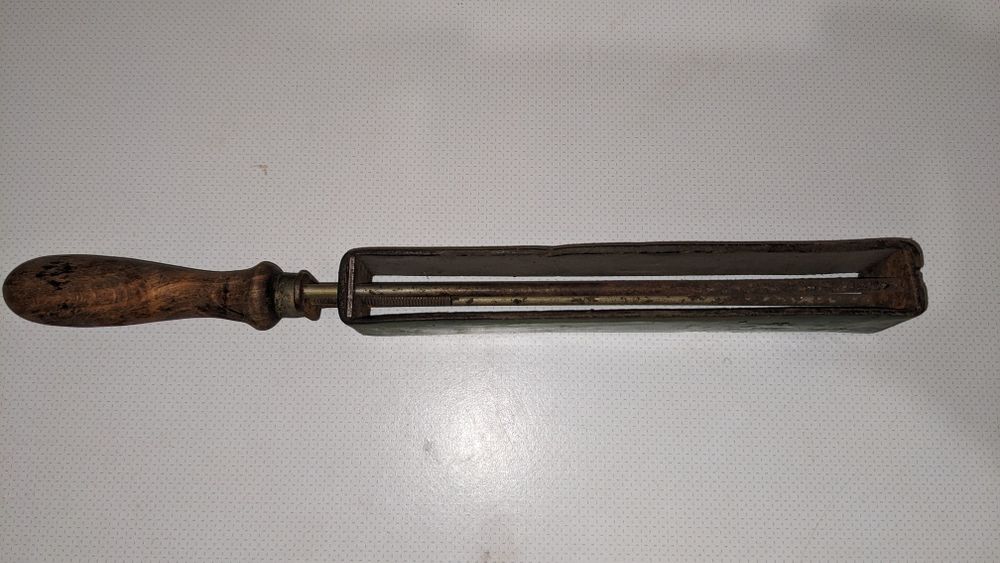 Інструмент для загострення ,мусат,борд,брусок заточний.