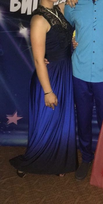 Вечірня сукня